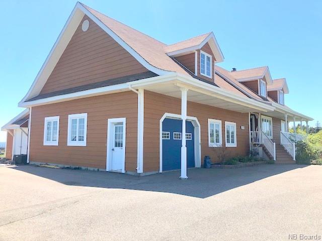 1092 Boul. De La Mer, Sainte-Marie-Saint-Raphaël, New Brunswick E8T 1V6 - Photo 3 - NB073863