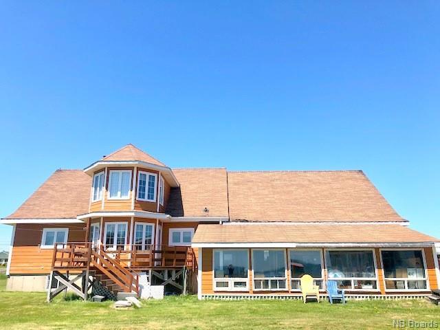 1092 Boul. De La Mer, Sainte-Marie-Saint-Raphaël, New Brunswick E8T 1V6 - Photo 2 - NB073863