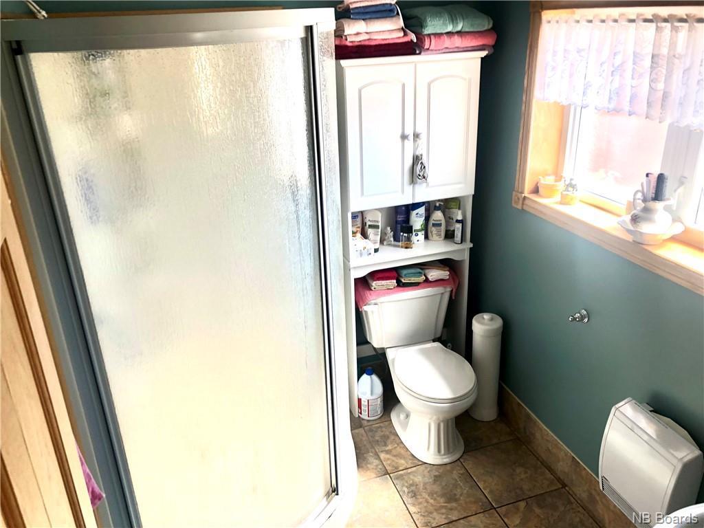 1092 Boul. De La Mer, Sainte-Marie-Saint-Raphaël, New Brunswick E8T 1V6 - Photo 25 - NB073863