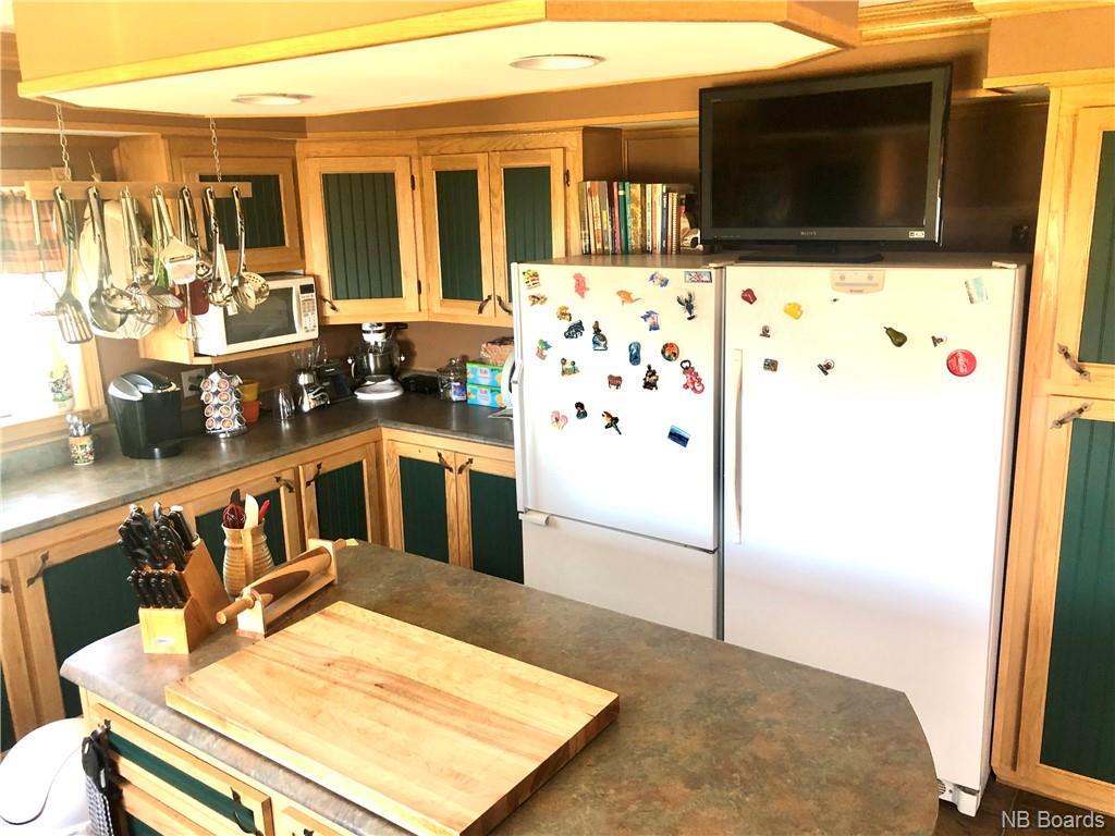 1092 Boul. De La Mer, Sainte-Marie-Saint-Raphaël, New Brunswick E8T 1V6 - Photo 9 - NB073863