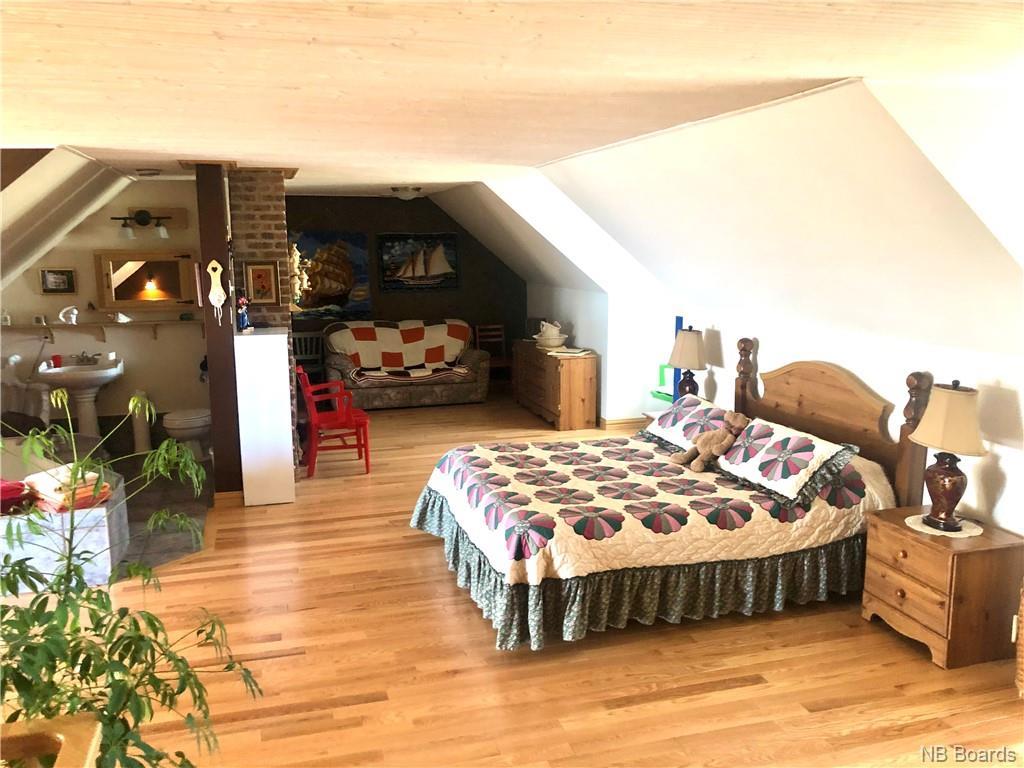 1092 Boul. De La Mer, Sainte-Marie-Saint-Raphaël, New Brunswick E8T 1V6 - Photo 29 - NB073863