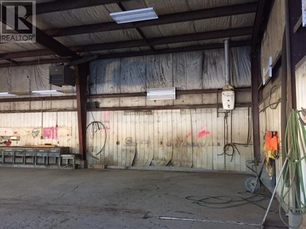 2 Banff  Avenue, Rainbow Lake, Alberta  T0H 2Y0 - Photo 12 - A1048164