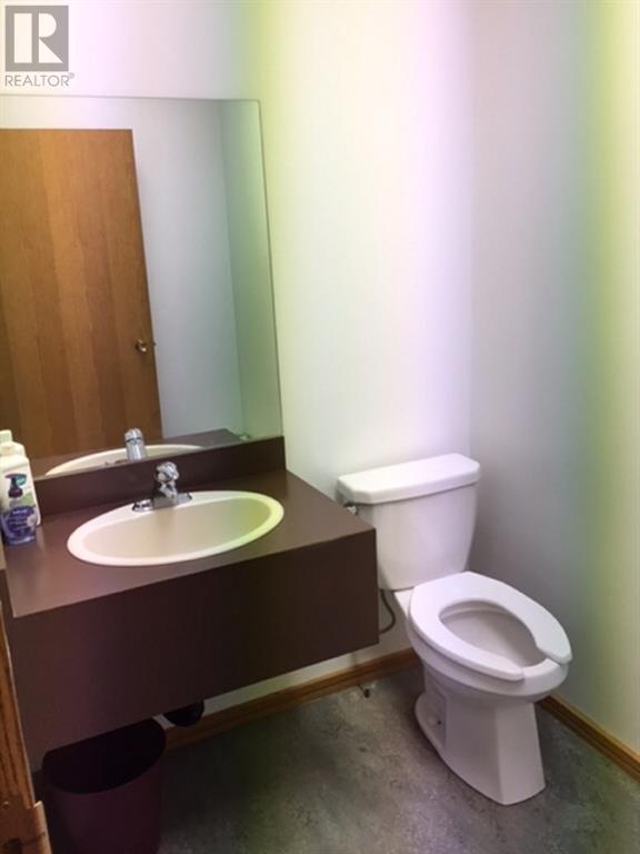 2 Banff  Avenue, Rainbow Lake, Alberta  T0H 2Y0 - Photo 16 - A1048164