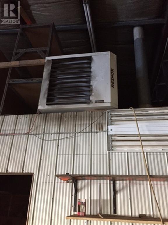 2 Banff  Avenue, Rainbow Lake, Alberta  T0H 2Y0 - Photo 4 - A1048164