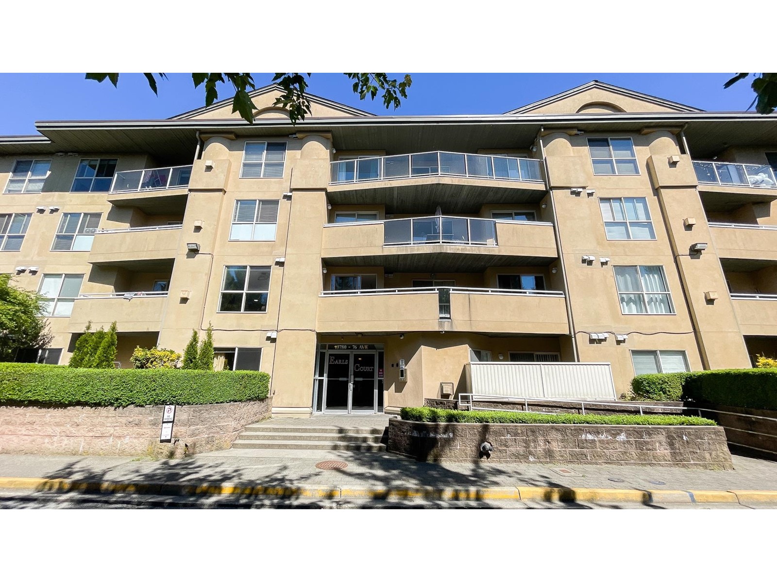 108 13780 76 AVENUE, surrey, British Columbia