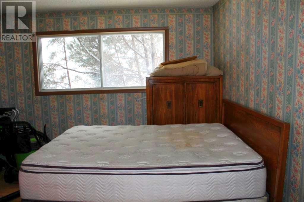 700 8 Street, Fox Creek, Alberta  T0H 1P0 - Photo 7 - A1065631