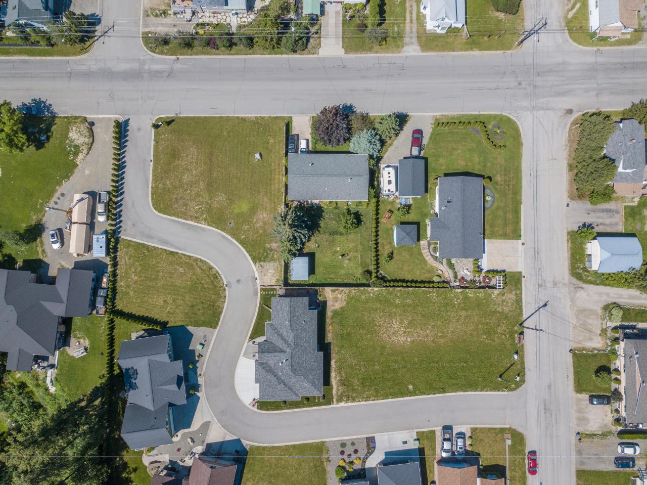 1 - 405 Canyon Street, Creston, British Columbia  V0B 1G3 - Photo 2 - 2466037