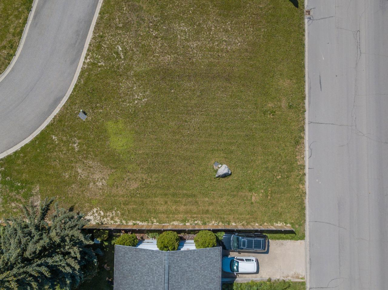 Creston Vacant Land for sale:    (Listed 2022-10-12)