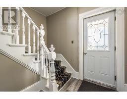 475 MacDonald Street