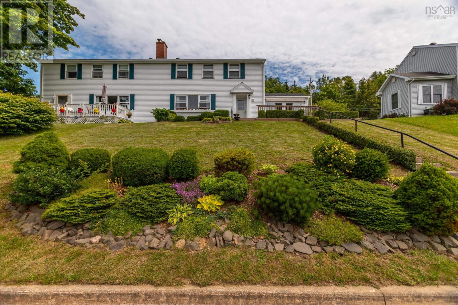 36 Hillside Drive, Cornwallis Park Sold House Ovlix