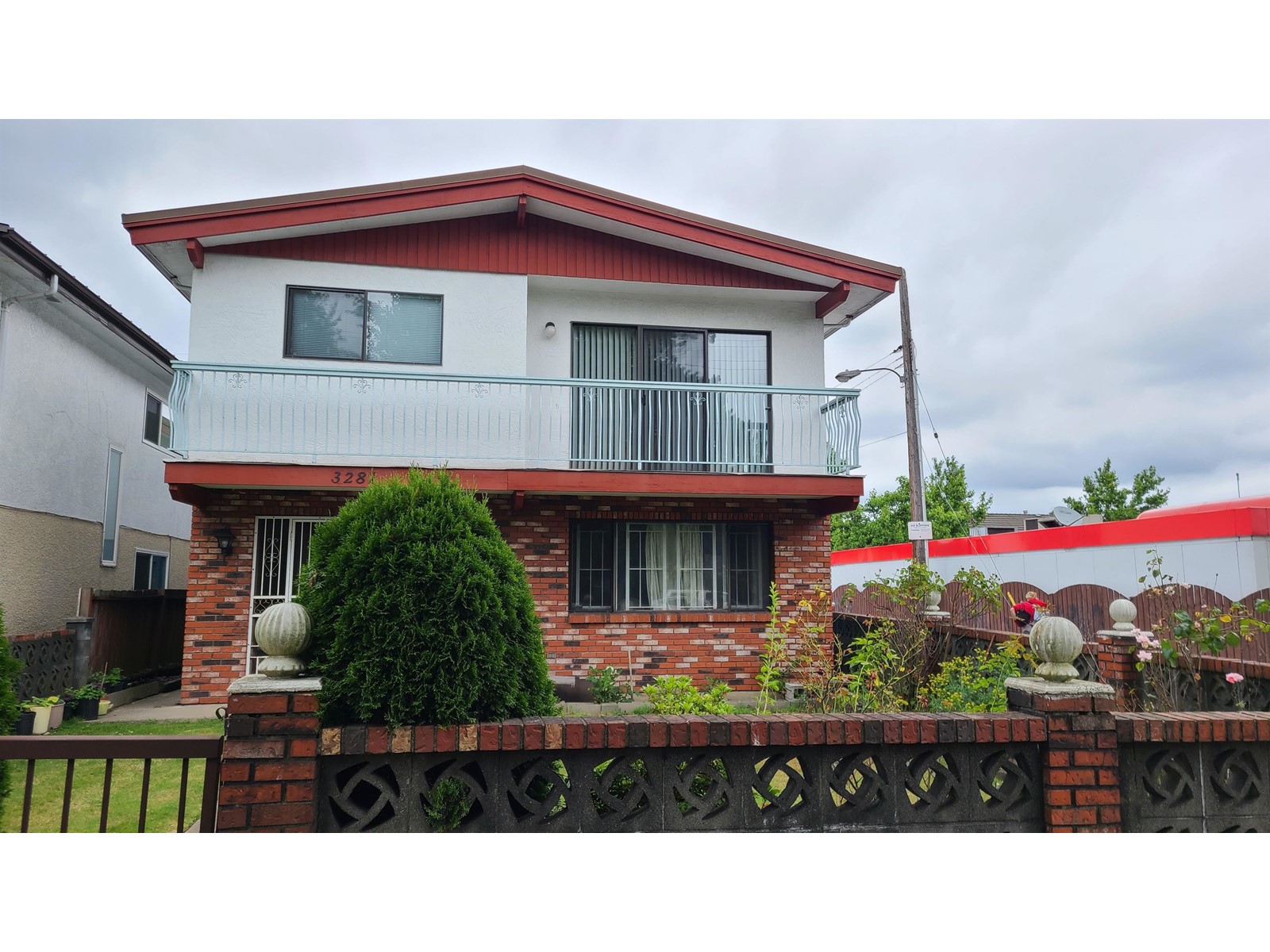 3281 E 1st Avenue, Vancouver, British Columbia  V5M 1B7 - Photo 1 - R2710356