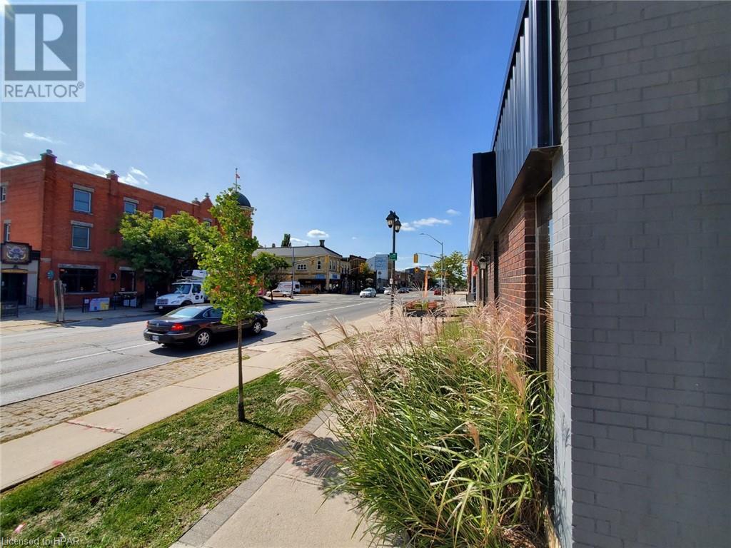 168 Ontario Street, Stratford, Ontario N5A 3H4 - Photo 3 - 30798509