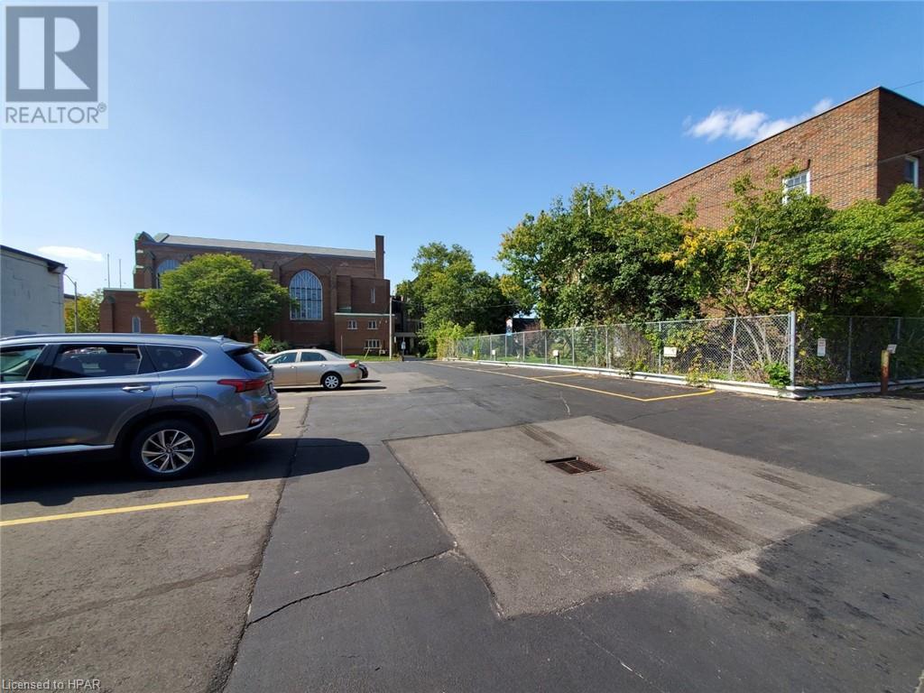 168 Ontario Street, Stratford, Ontario N5A 3H4 - Photo 6 - 30798509