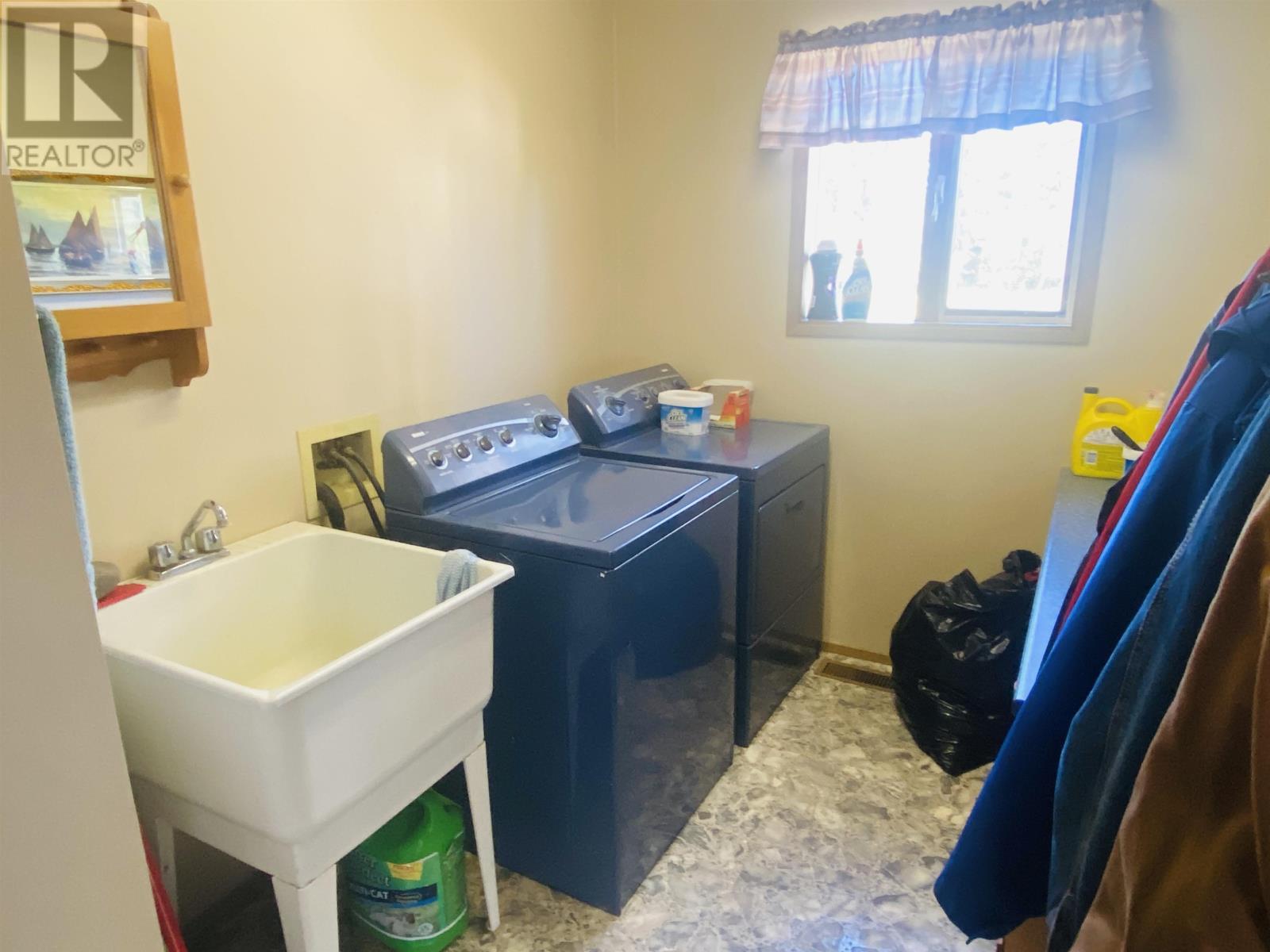 24985 Keefe's Landing Road, Burns Lake, British Columbia  V0J 1E4 - Photo 15 - R2716653