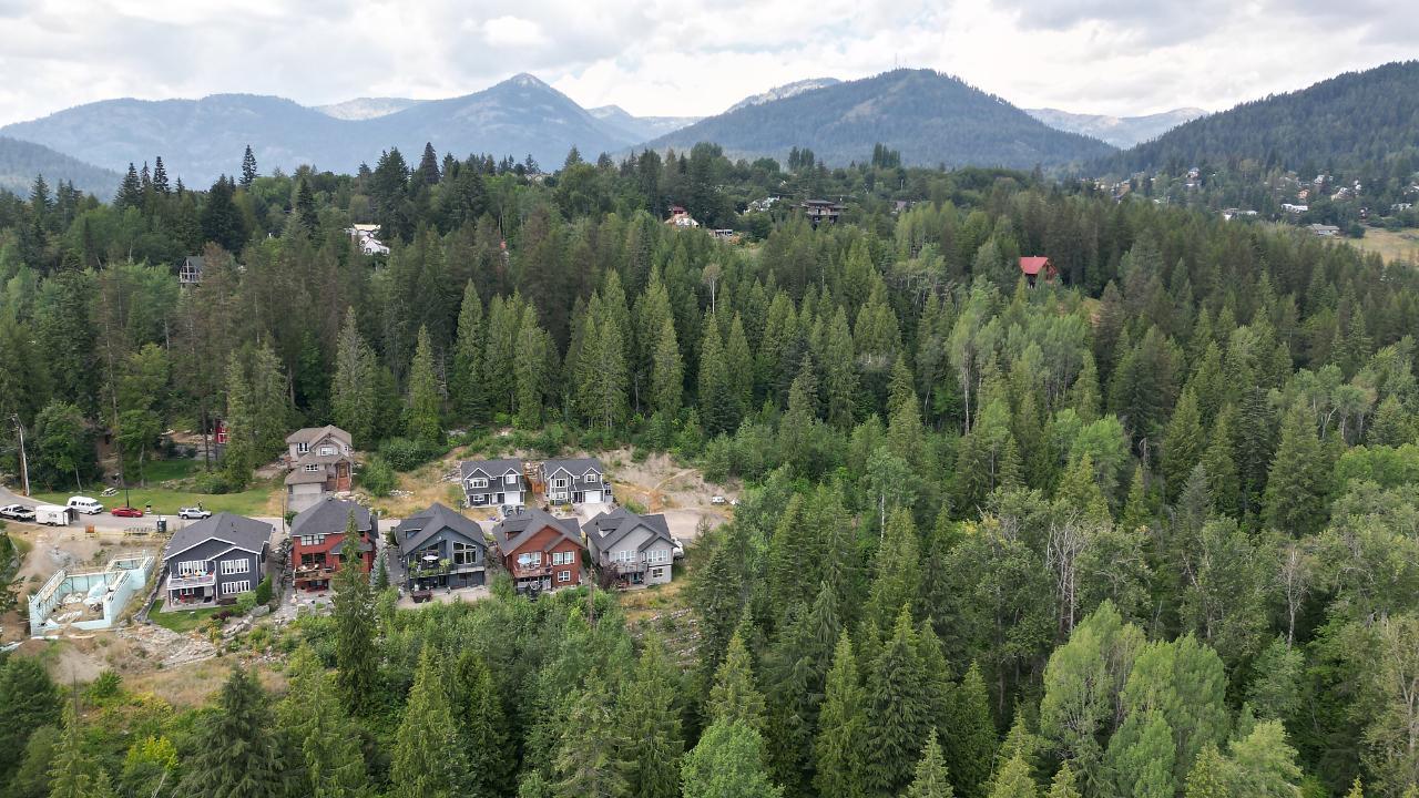 2812 Cedar Crescent, Rossland, British Columbia  V0G 1Y0 - Photo 24 - 2456707