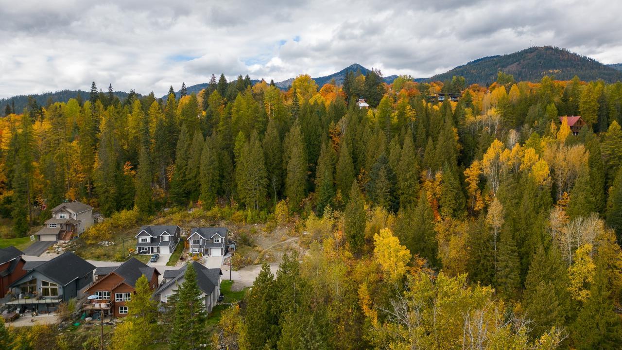 2812 Cedar Crescent, Rossland, British Columbia  V0G 1Y0 - Photo 6 - 2456707