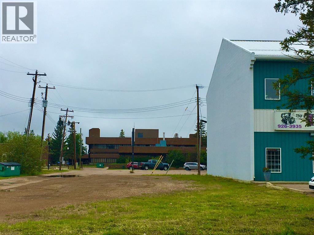 9816 100 Street, High Level, Alberta  T0H 1Z0 - Photo 1 - A1026341