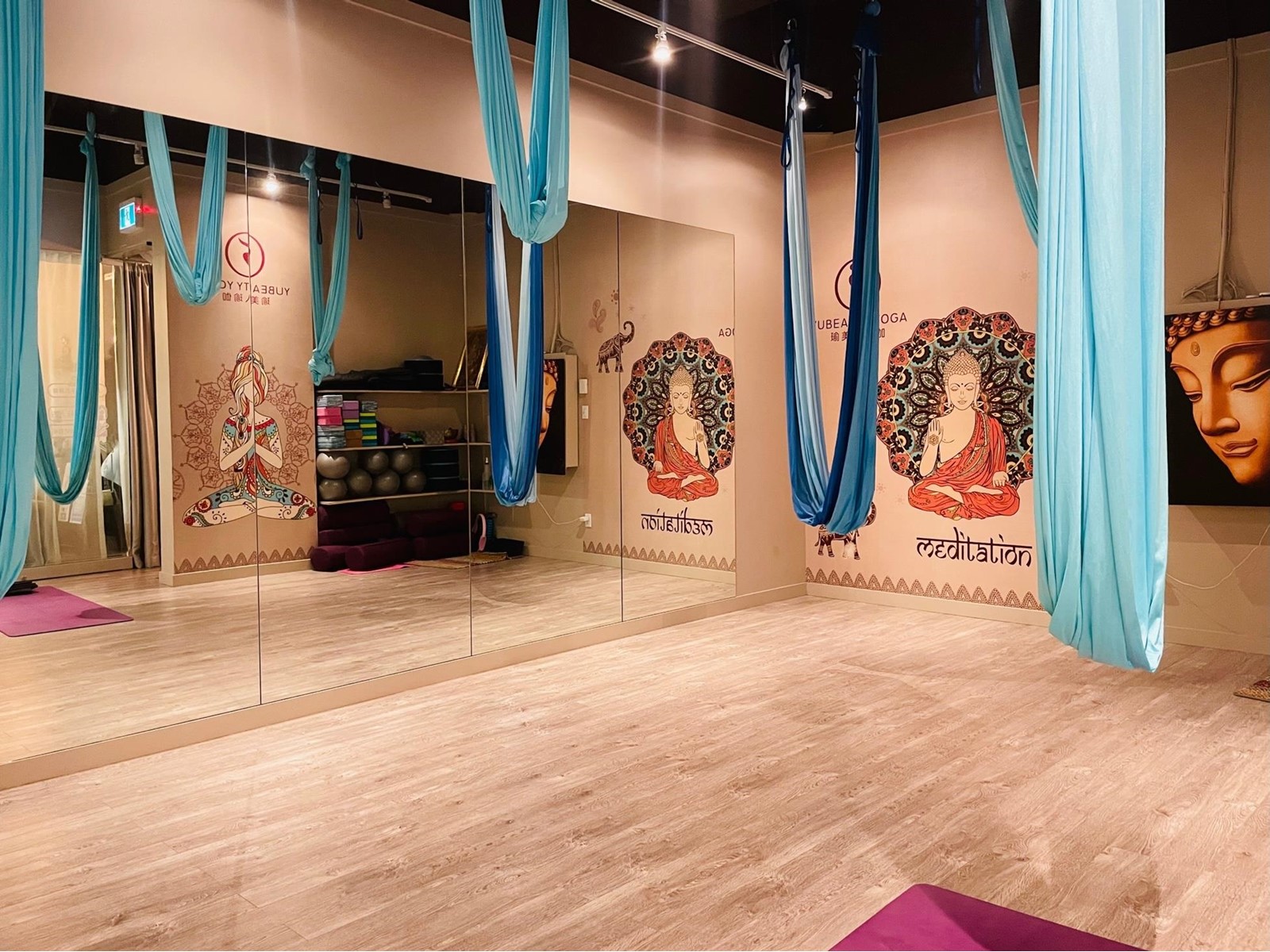 2215 4000 NO. 3 ROAD, richmond, British Columbia