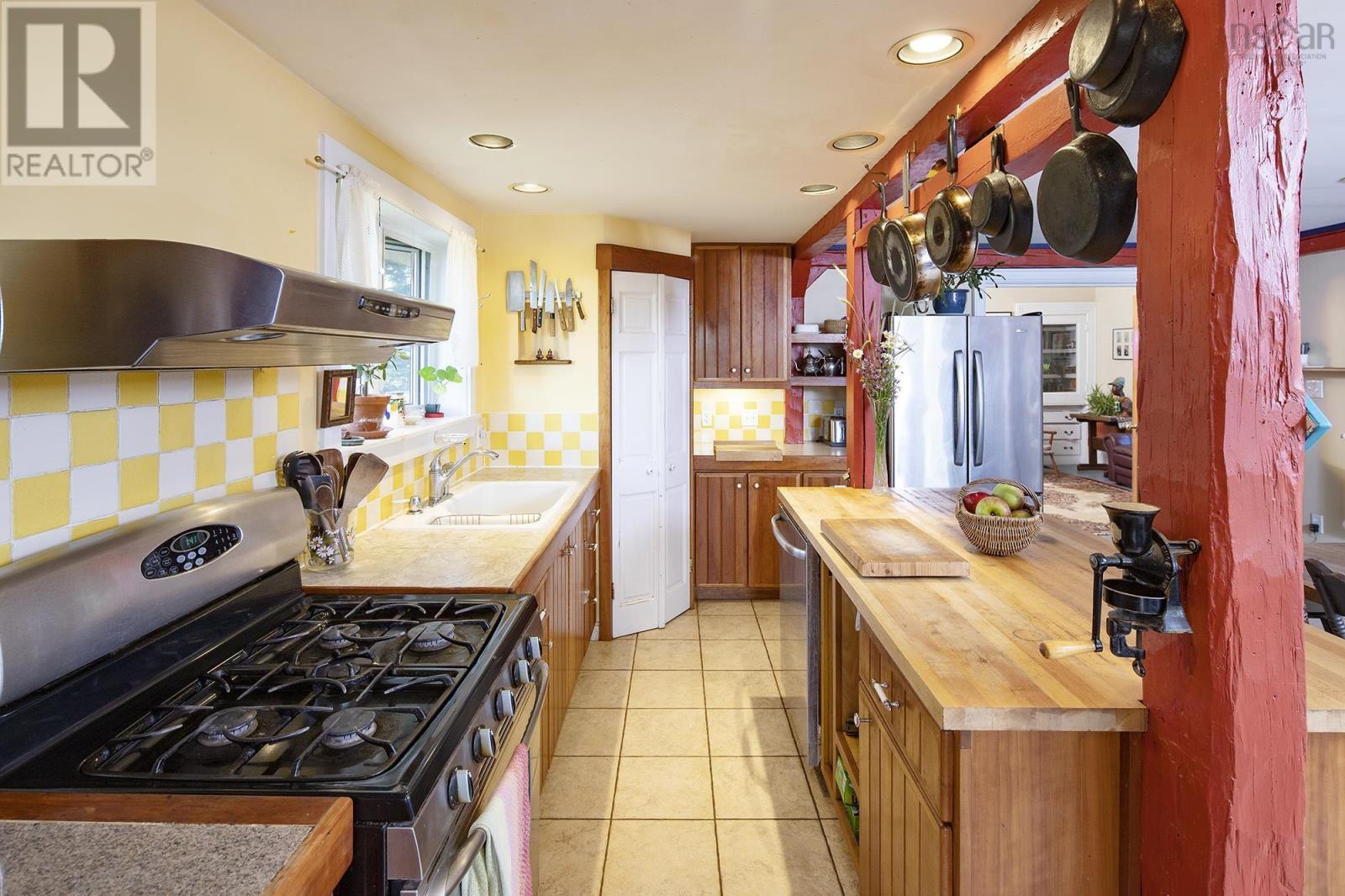 8244 Highway 215 N, Selma, Nova Scotia  B0N 1T0 - Photo 11 - 202219386