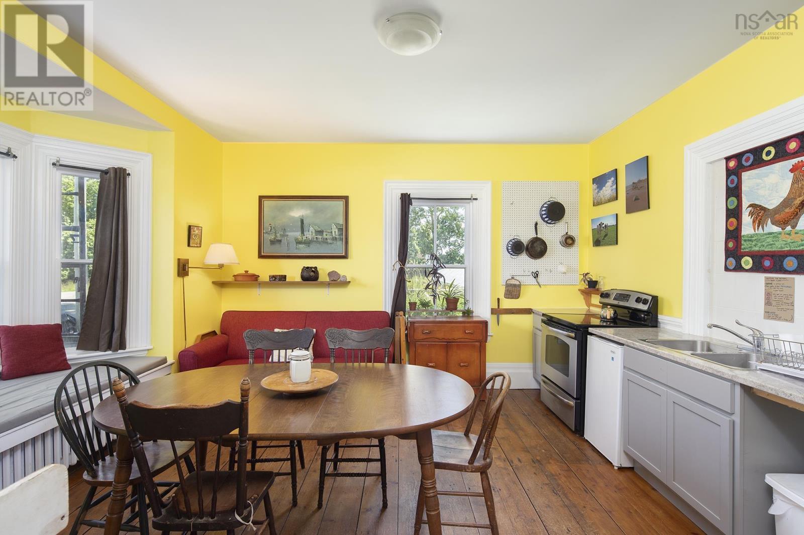 8244 Highway 215 N, Selma, Nova Scotia  B0N 1T0 - Photo 8 - 202219386