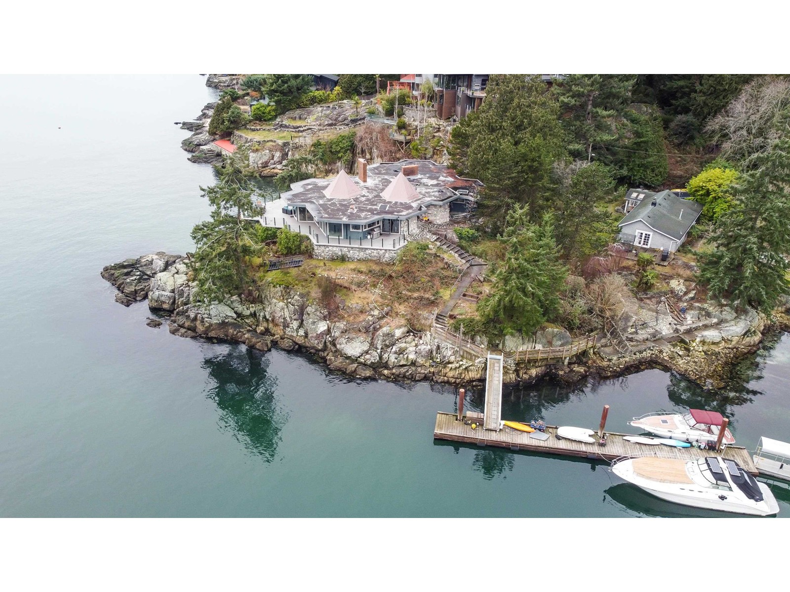 5806 EAGLE ISLAND, west vancouver, British Columbia