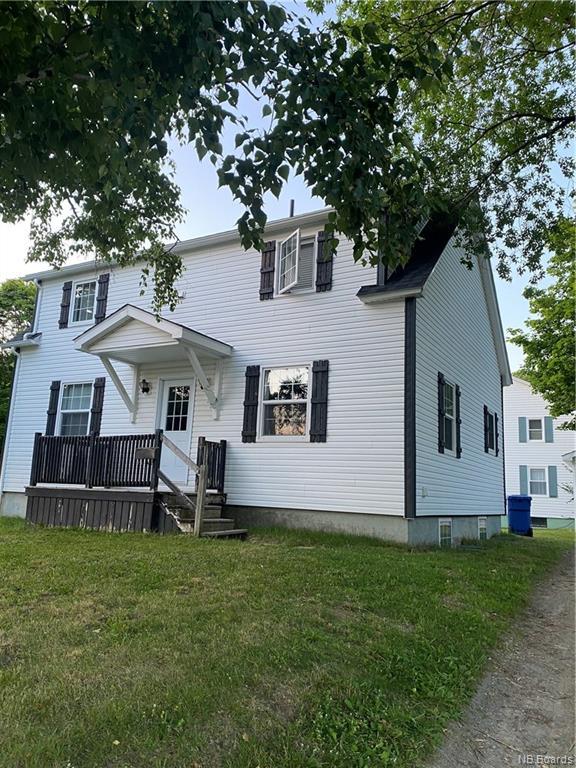81 Henderson Street, Miramichi, New Brunswick E1N 2R8 - Photo 1 - NB079027