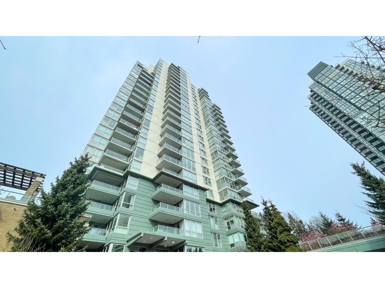 606 290 NEWPORT DRIVE, port moody, British Columbia