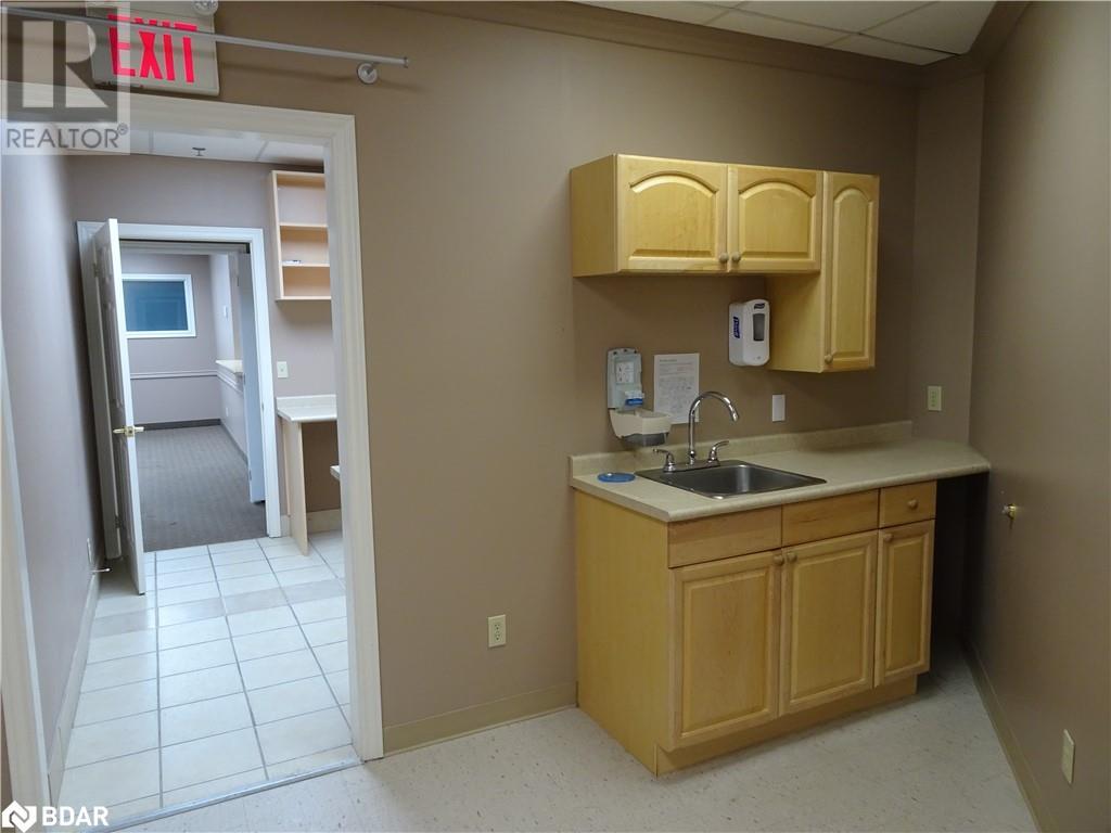 1 Quarry Ridge Road Unit# Ll6 & Ll7, Barrie, Ontario  L4M 7G1 - Photo 20 - 40319899