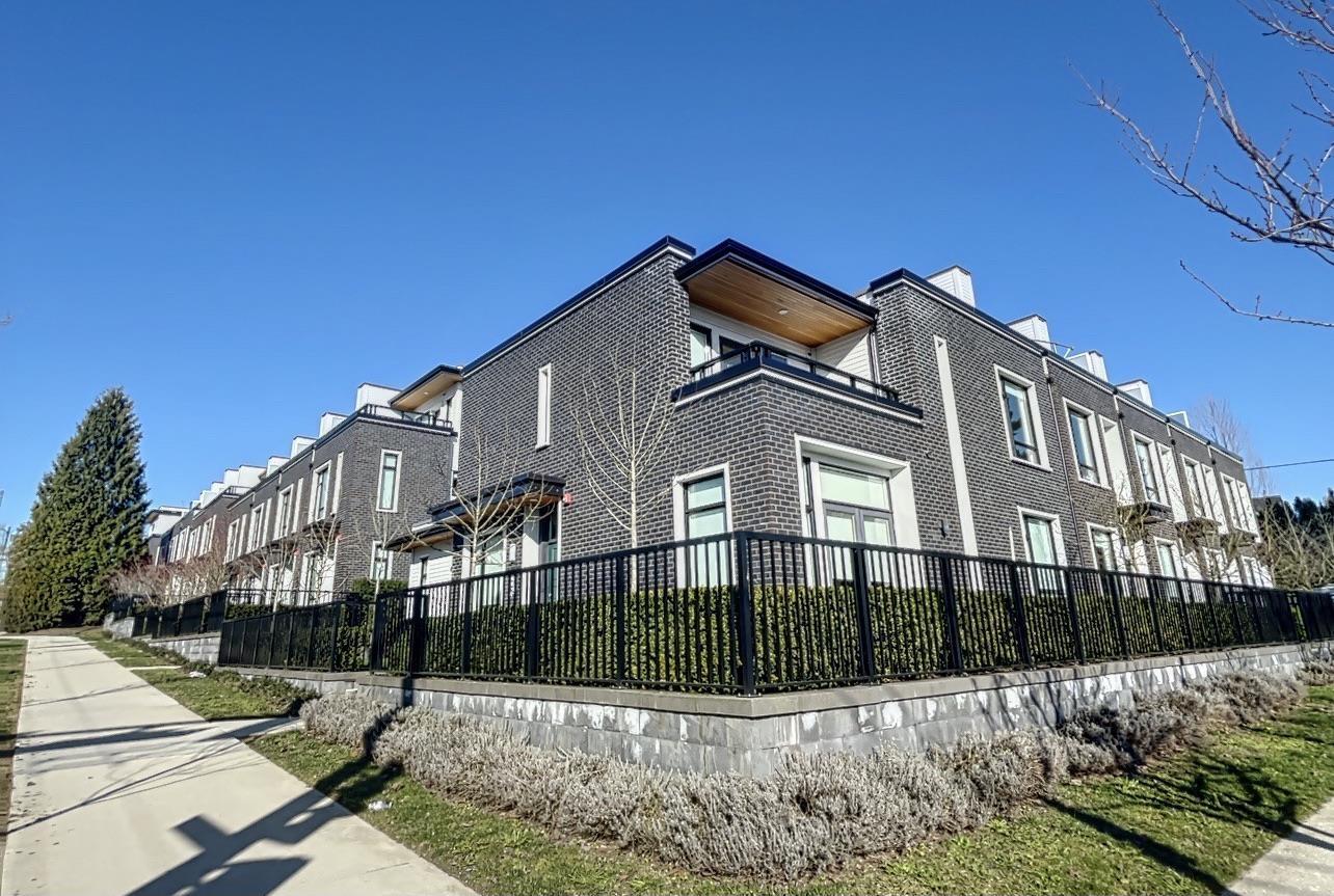 7488 GRANVILLE STREET, vancouver, British Columbia