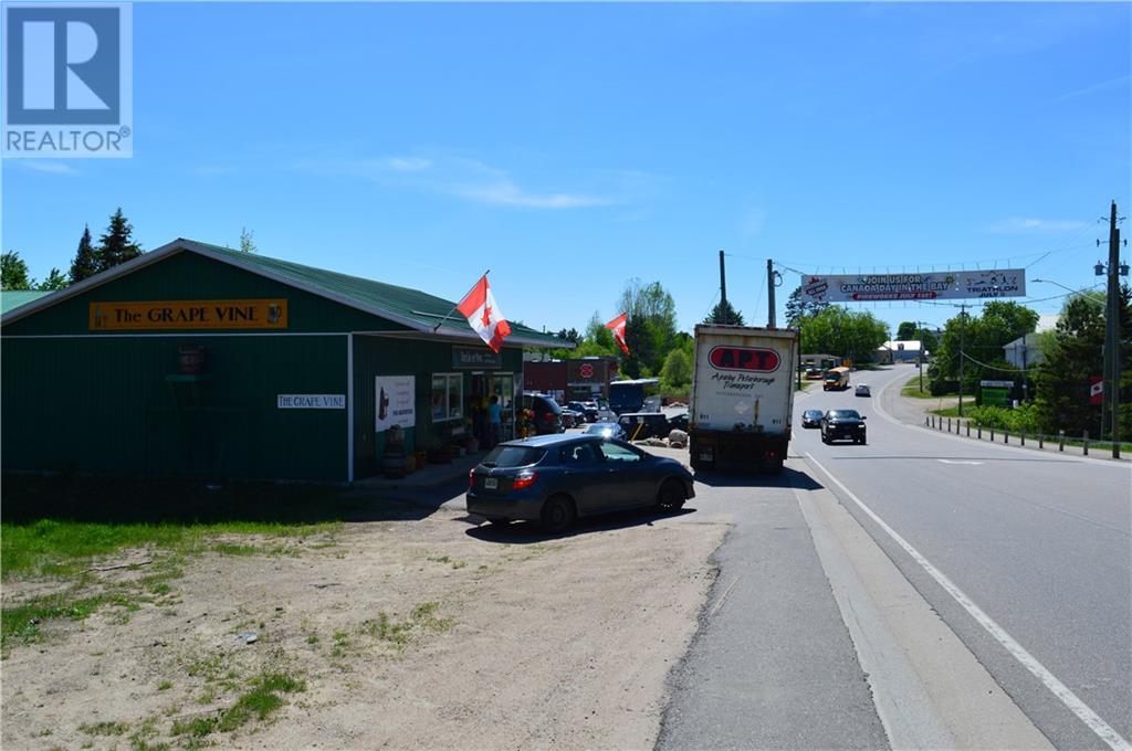 HIGHWAY 60 HIGHWAY Barry's Bay