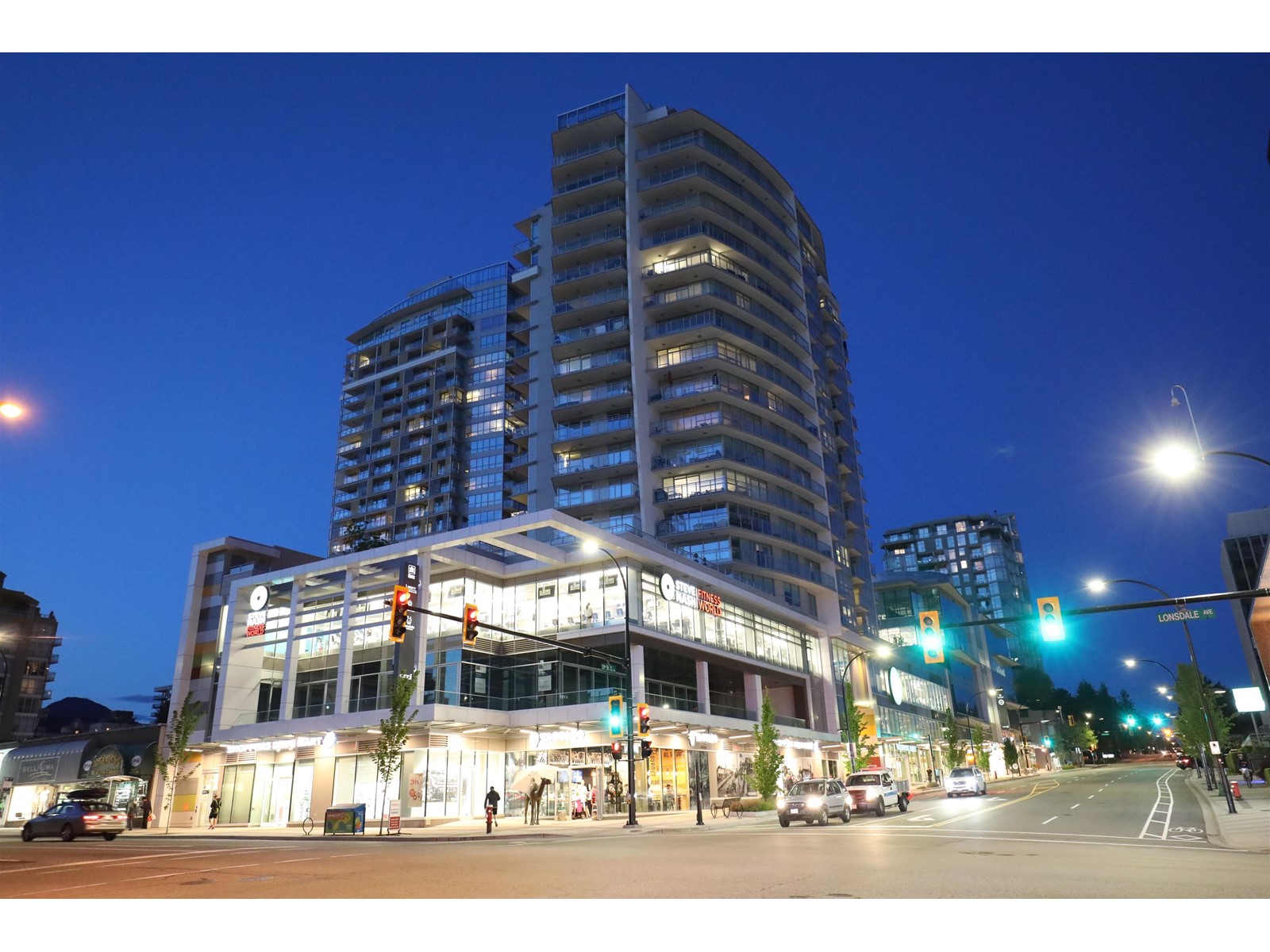 1803 125 E 14TH STREET, north vancouver, British Columbia