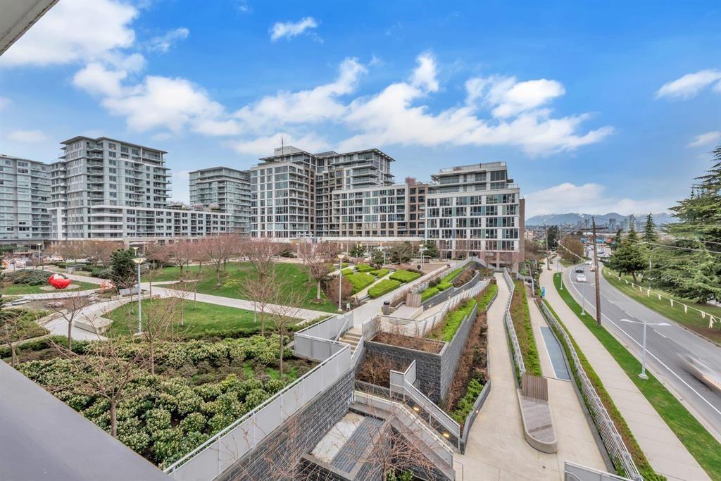 202 3300 KETCHESON ROAD, richmond, British Columbia