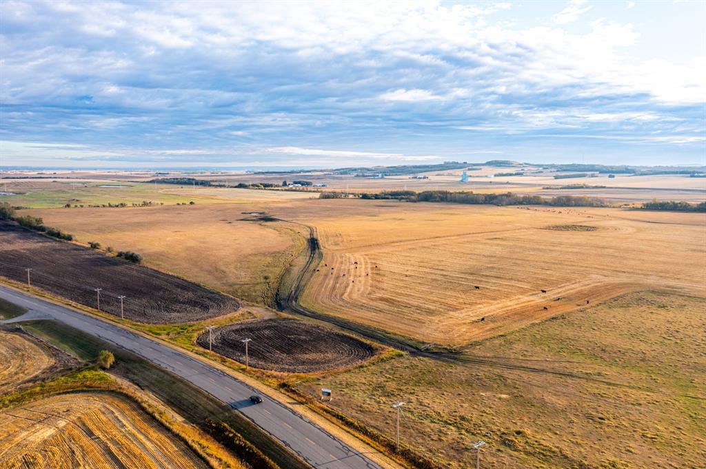 6360 C & E Trail, Innisfail, Alberta  T4G 0G9 - Photo 7 - A2006397