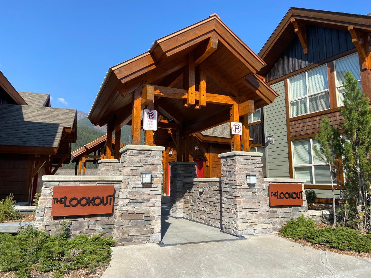 214D - 2049 SUMMIT DRIVE, panorama, British Columbia