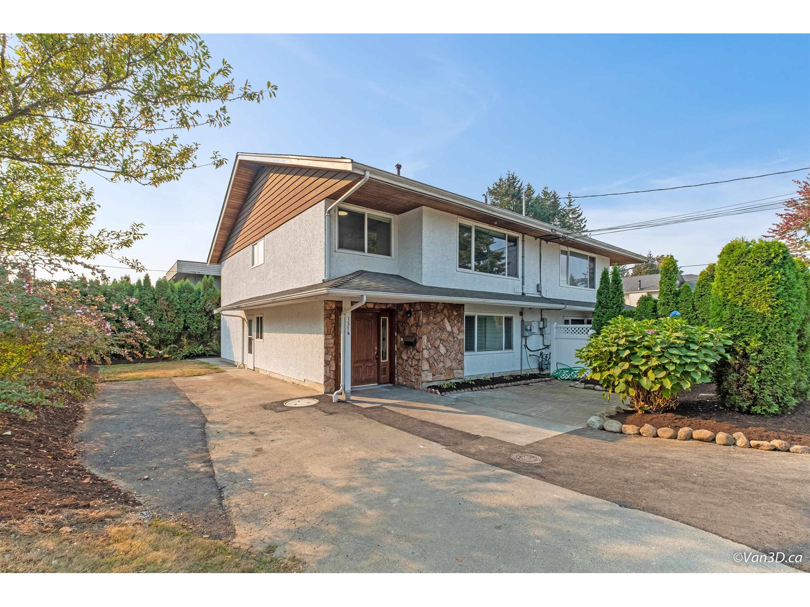 1514 MANNING AVENUE, port coquitlam, British Columbia