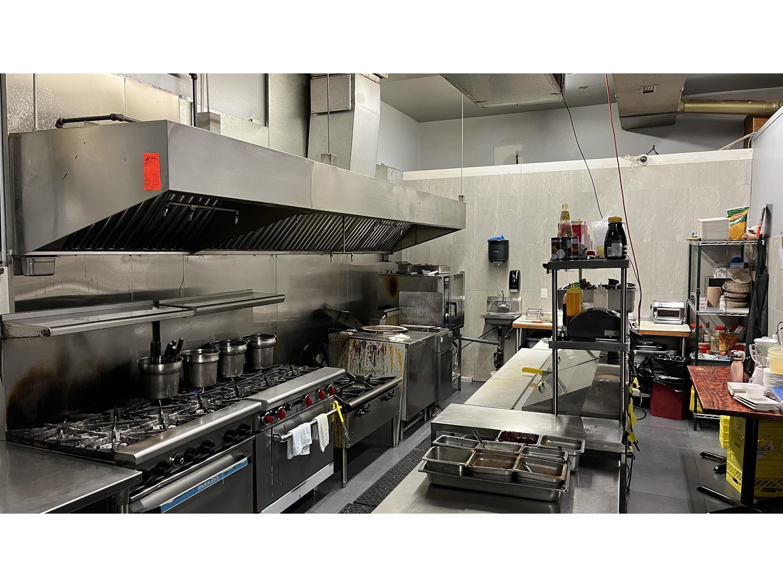 3000 CONFIDENTIAL, vancouver, British Columbia