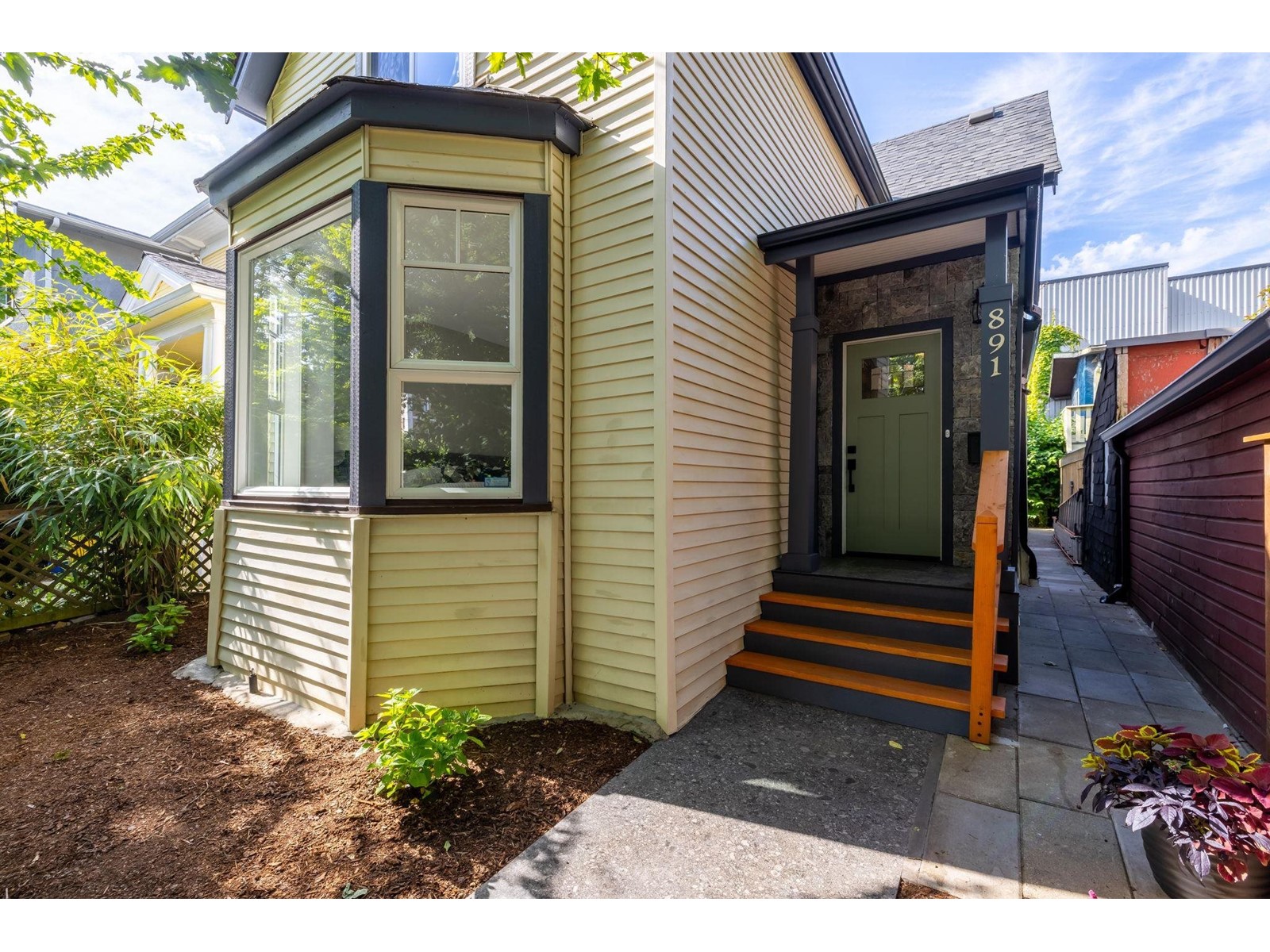 891 E PENDER STREET, vancouver, British Columbia