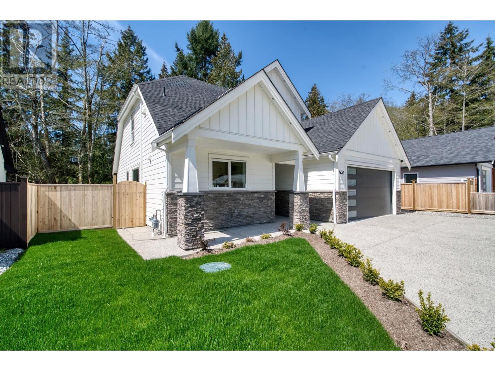 531 JORDAN'S WAY, gibsons, British Columbia