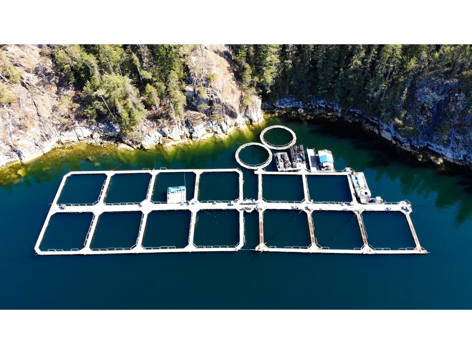 SECHELT INLET, sechelt, British Columbia