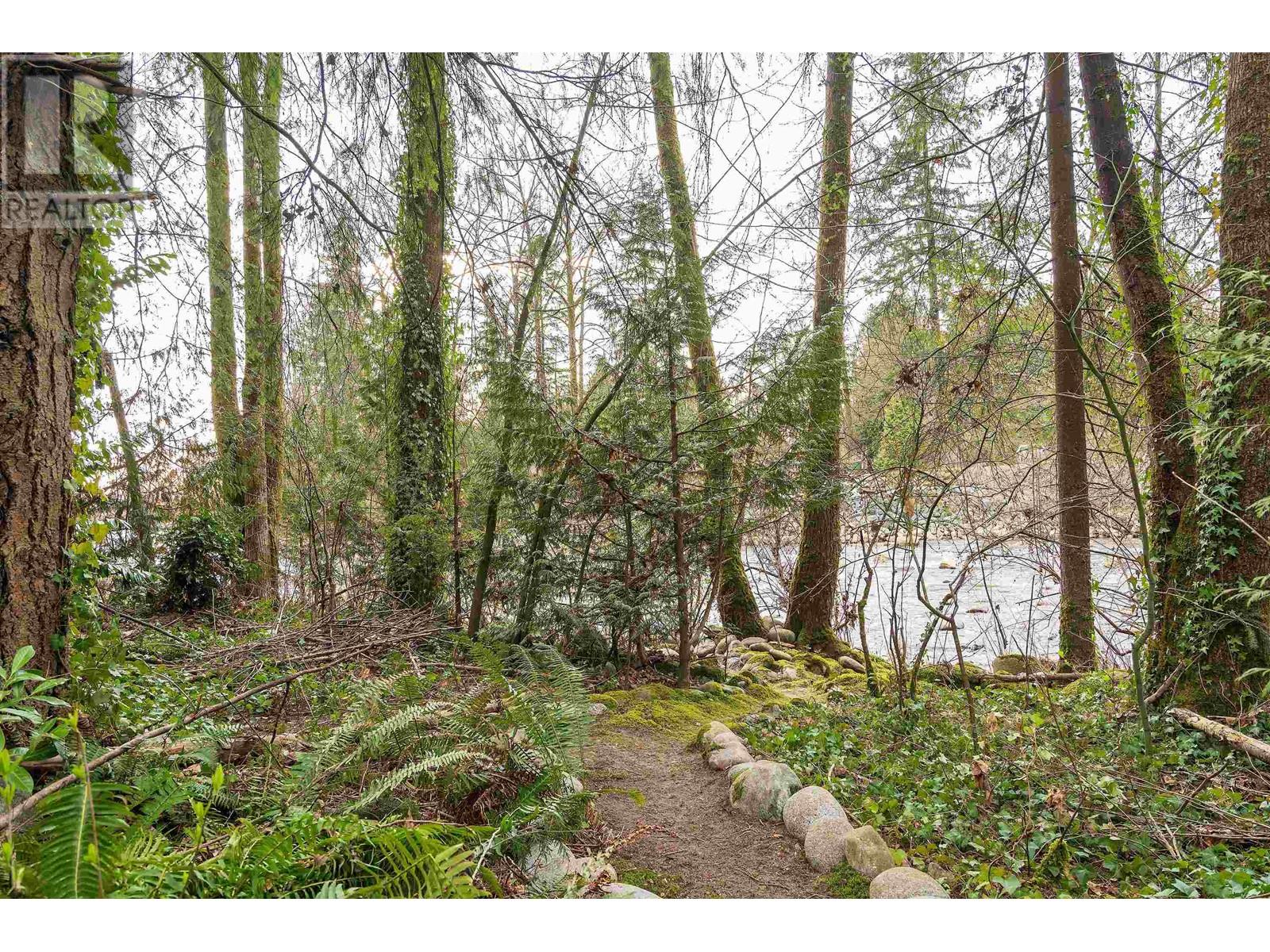 593 Riverside Drive, North Vancouver, British Columbia  V7H 1V4 - Photo 34 - R2728245