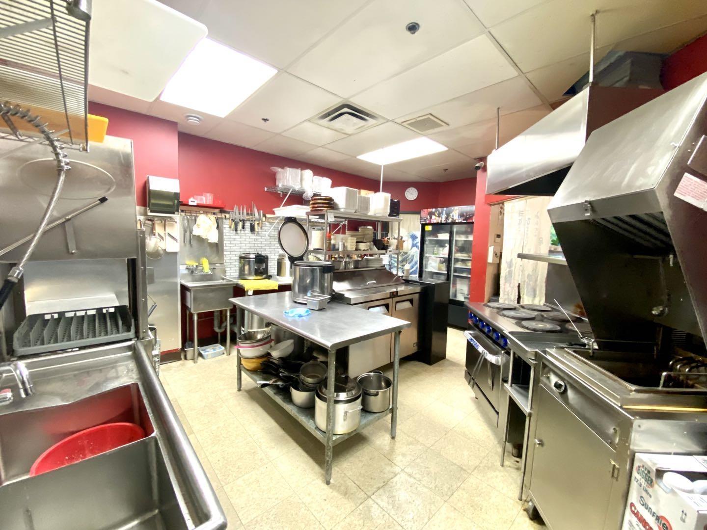 1118 13351 COMMERCE PARKWAY, richmond, British Columbia