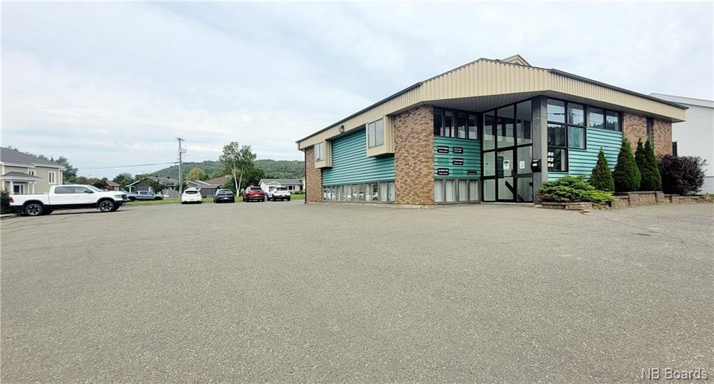 50 Bateman Avenue, Edmundston, New Brunswick  E3V 4A4 - Photo 7 - NB078982