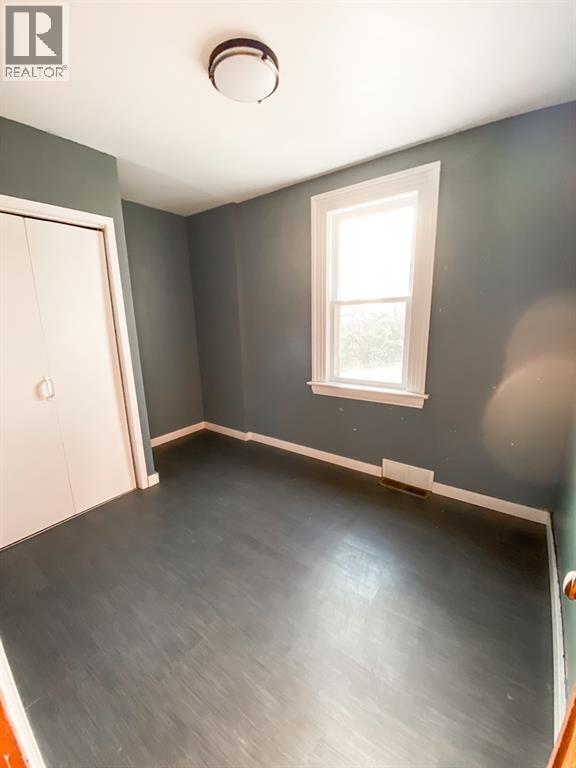 117 1st Ave Se, Falher, Alberta  T0H 1M0 - Photo 8 - A1073022