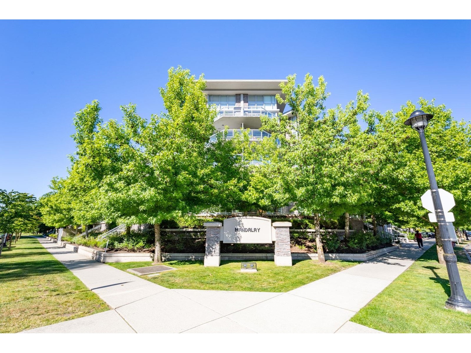 522 9371 HEMLOCK DRIVE, richmond, British Columbia