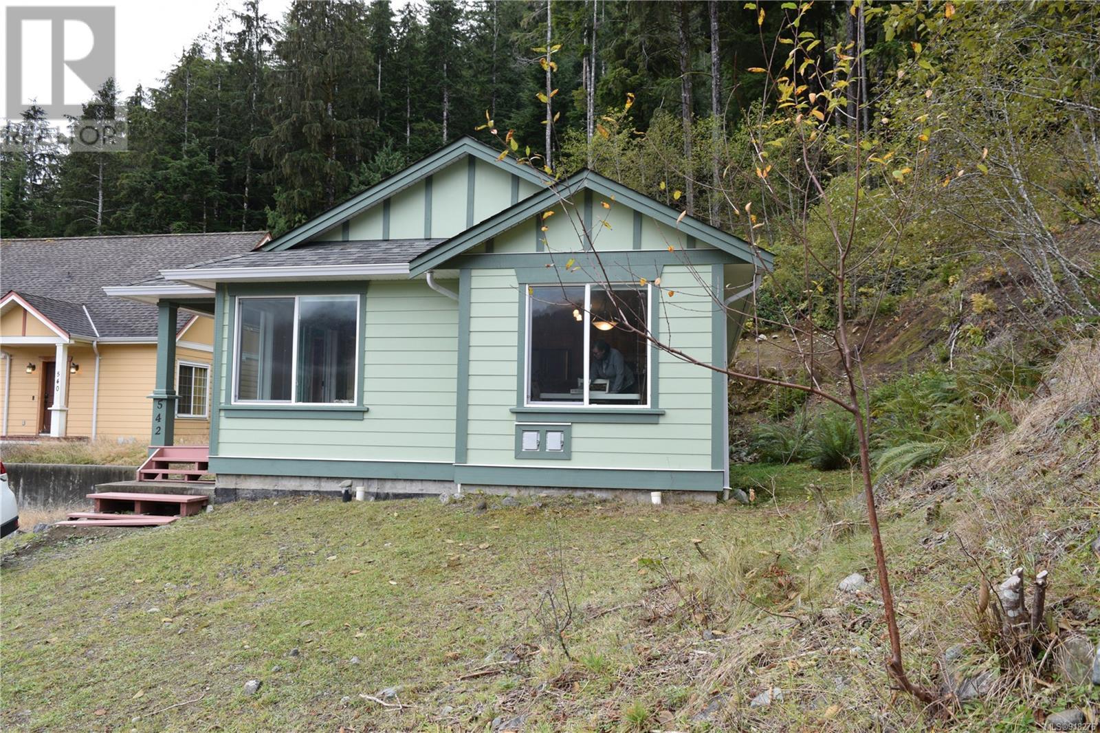 542 Tootouch Pl, Tahsis, British Columbia  V0P 1X0 - Photo 21 - 918276