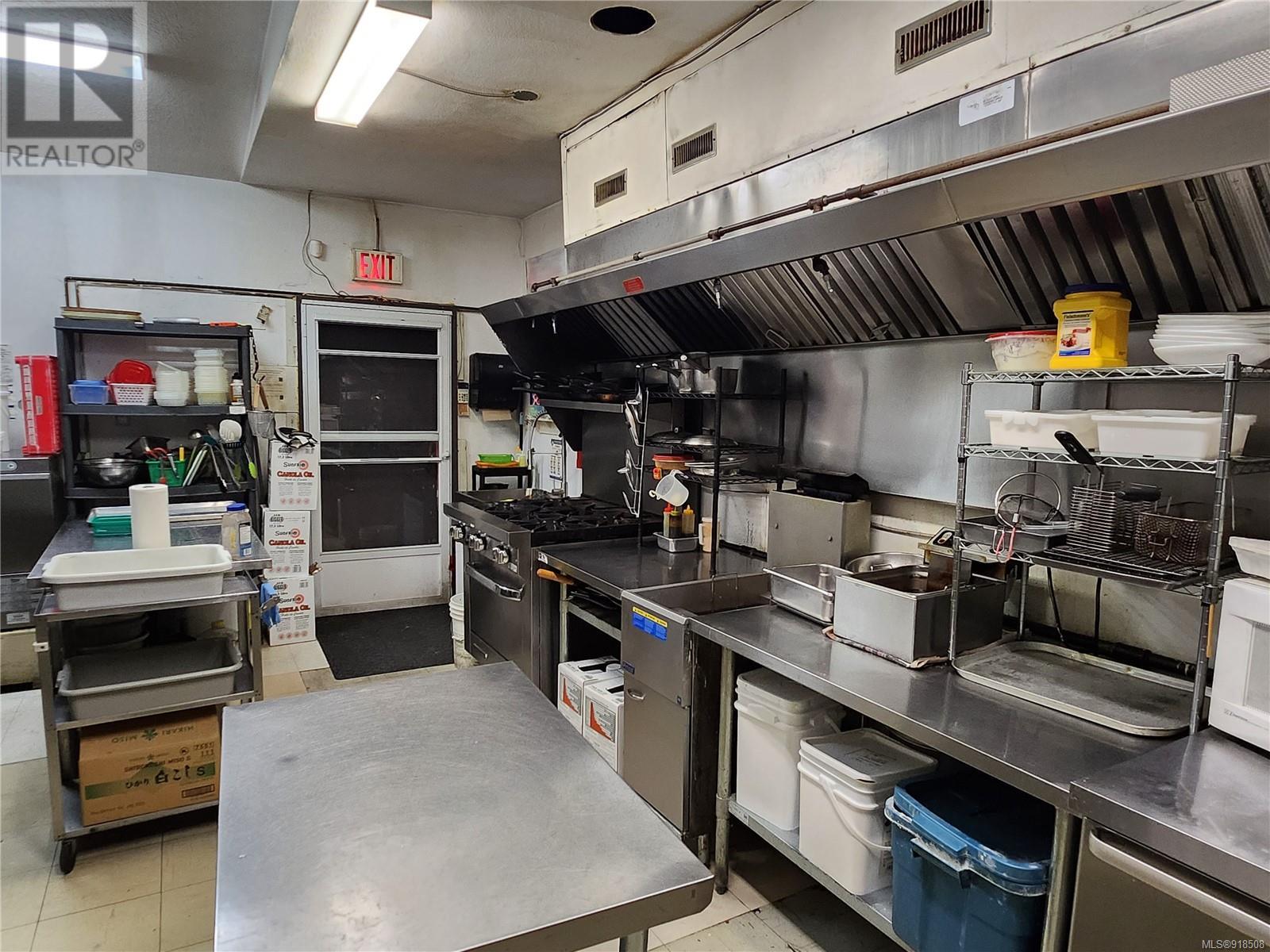 890 Wembley Rd, French Creek, British Columbia  V9P 2E6 - Photo 6 - 918508