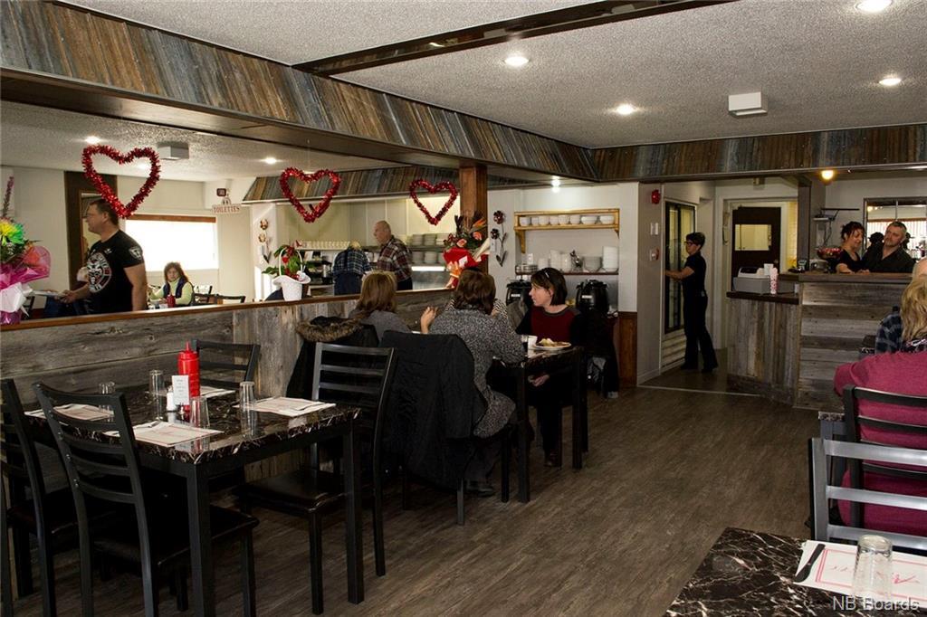 251 Rue Canada, Saint-Quentin, New Brunswick  E8A 1K2 - Photo 5 - NB073452