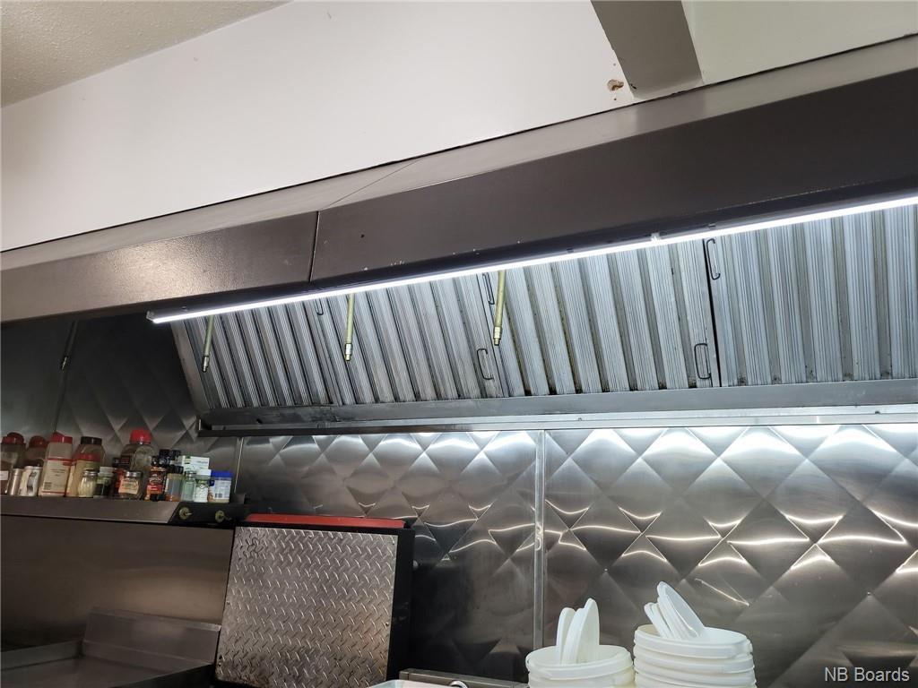 251 Rue Canada, Saint-Quentin, New Brunswick  E8A 1K2 - Photo 17 - NB073452