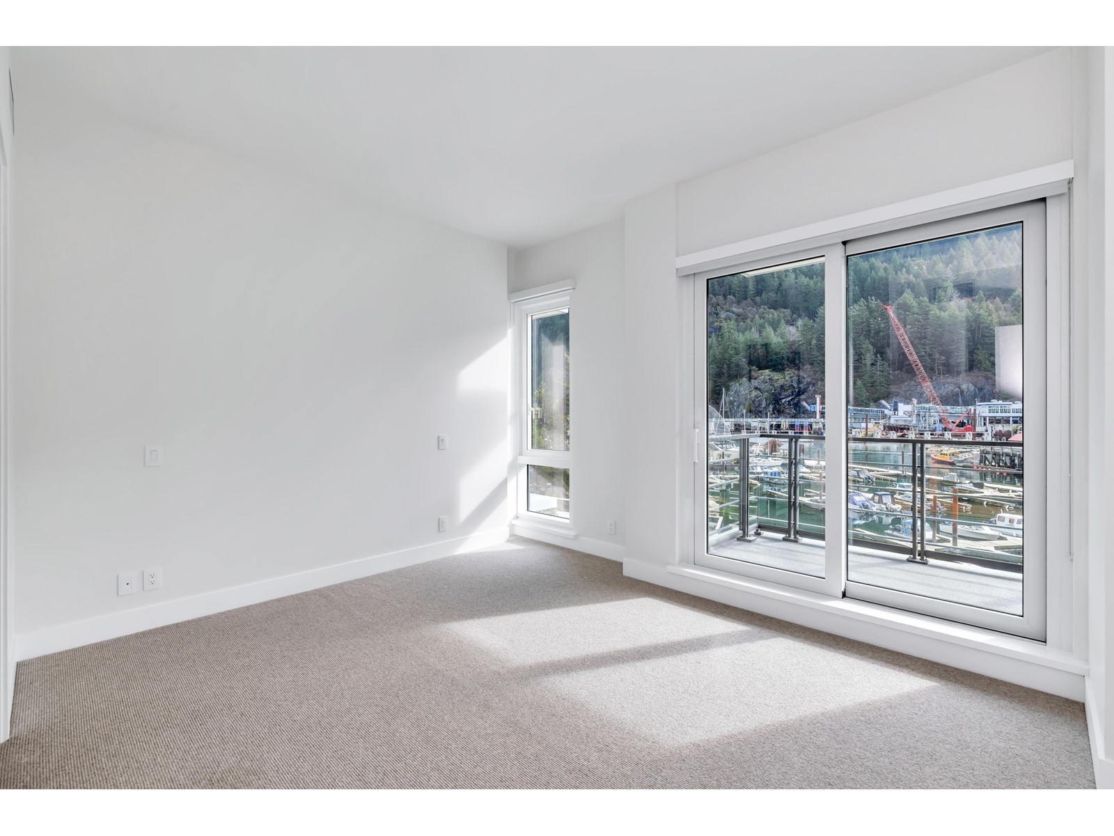 205 6707 Nelson Avenue, West Vancouver, British Columbia  V7W 2B2 - Photo 5 - R2737733