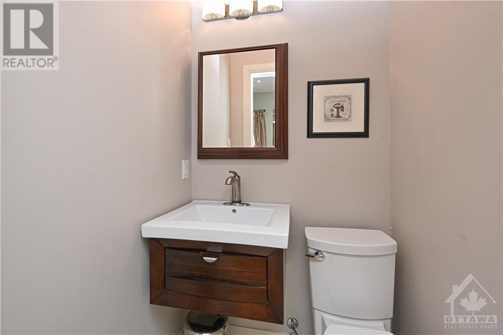 Photo 17 of listing located at 283 CAMBRIDGE STREET N